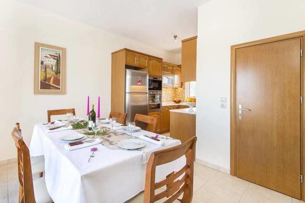Green Pearl Villa Gennadi Лахания Екстериор снимка