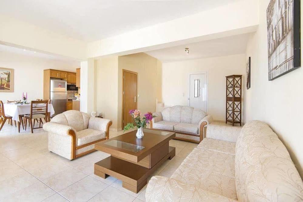 Green Pearl Villa Gennadi Лахания Екстериор снимка