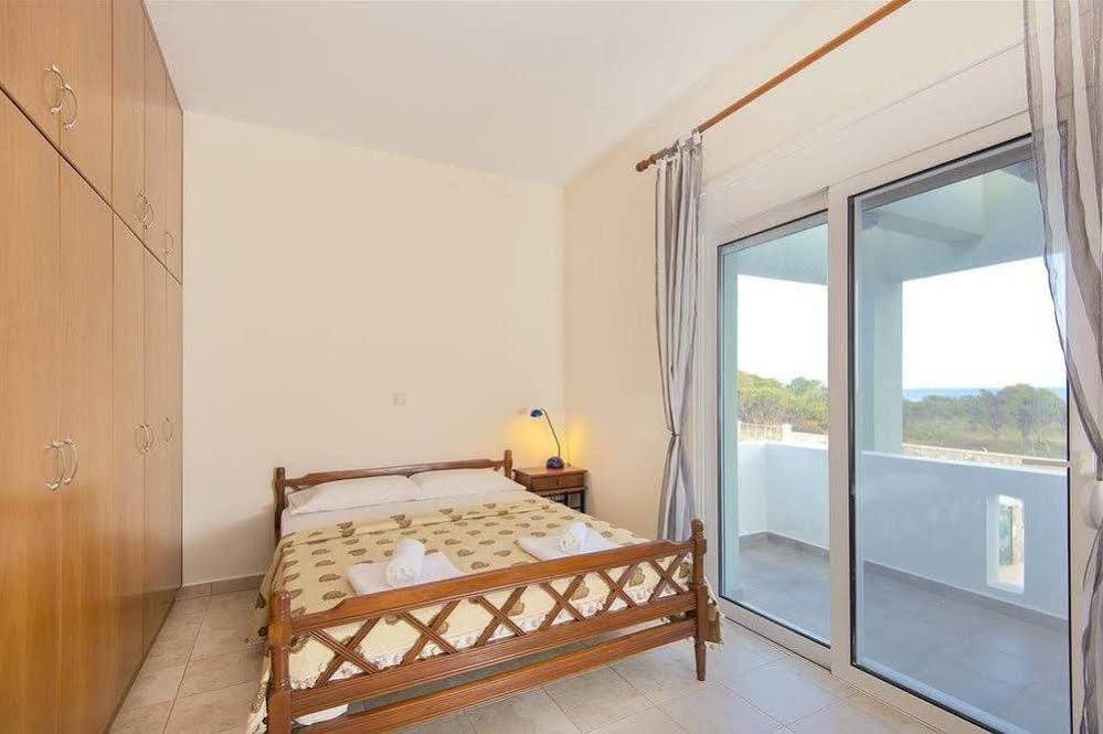 Green Pearl Villa Gennadi Лахания Екстериор снимка